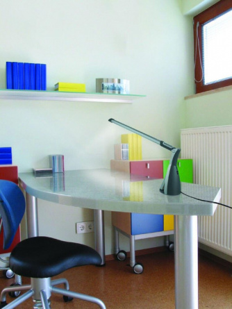 Офисная настольная лампа Linea 13 79085 фото 2